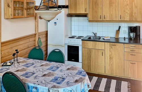 Bomlo House | 6 person holiday home in FOLDRØYHAMN