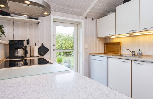 Pøt Strandby House | 6 person holiday home in Juelsminde-By Traum