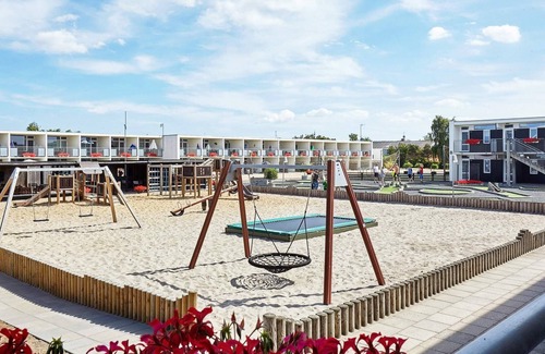 Bønnerup Strand Apartment | 6 person holiday home in Glesborg