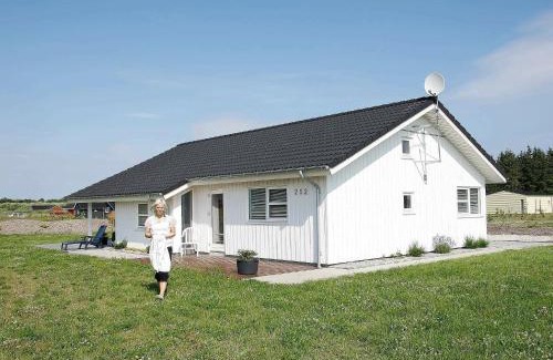 Tranum House | 6 person holiday home in Brovst