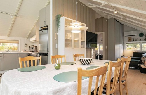 Hou House | 6 person holiday home in Hals-By Traum