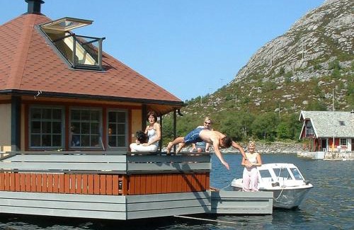 Kalvag House | 6 person holiday home in Kalvåg-By Traum