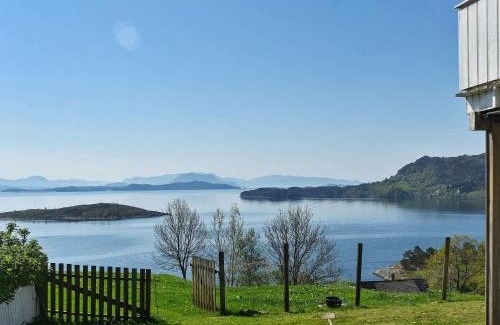 Tysnes Apartment | 6 person holiday home in Onarheim