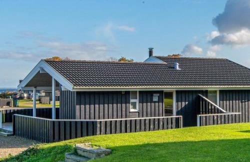 Grønninghoved Strand House | 6 person holiday home in Sjølund-By Traum