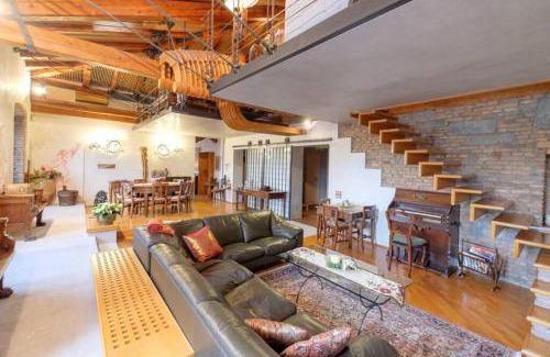 Trieste Old Town Apartment | 6 Ponterosso - Luxury Attic