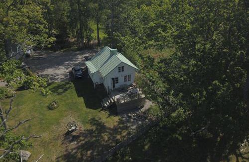 Ljungskile Cabin | 60 m² Lodge ∙ 4 guests