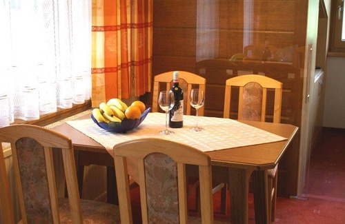 Elbigenalp Apartment | 60 m² Apartment ∙ 2 bedrooms ∙ 6 guests