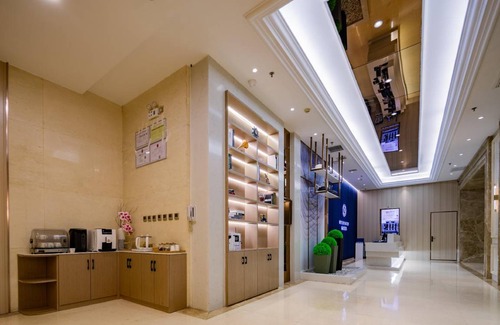 Weiyang Hotel | 60 m² Hotel ∙ 3 guests