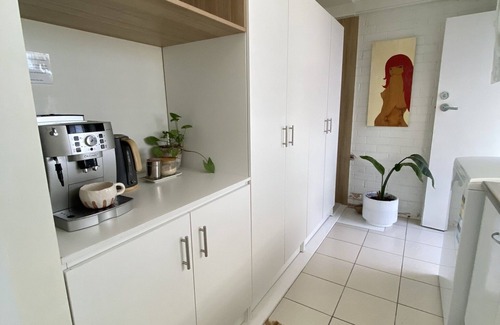 Maroochydore House | 600m walk to Beach, Family Entertainer+ Aircon + Pool + Pizza oven