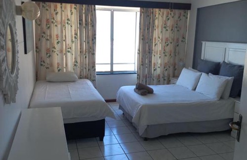 Paddock Apartment | 606 Seabrook Margate