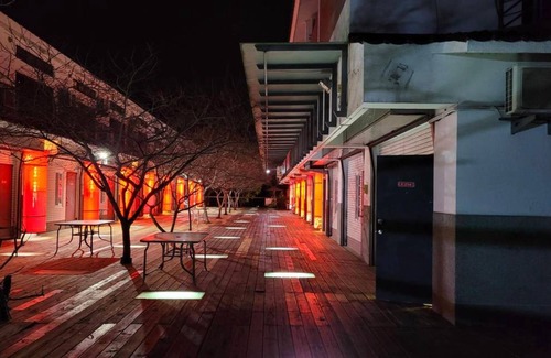 Sanyi Hotel | 64 m² Motel ∙ 6 guests