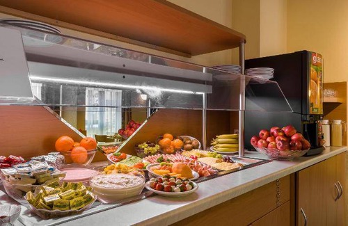 Weststadt Hotel | 65 m² Hotel ∙ 127 guests