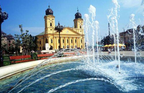 Debrecen Apartment | 67 m² Apartment ∙ 2 bedrooms ∙ 5 guests