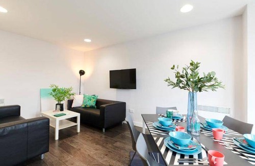 The Liberties Apartment | 69 m² Apartment ∙ 5 bedrooms ∙ 5 guests