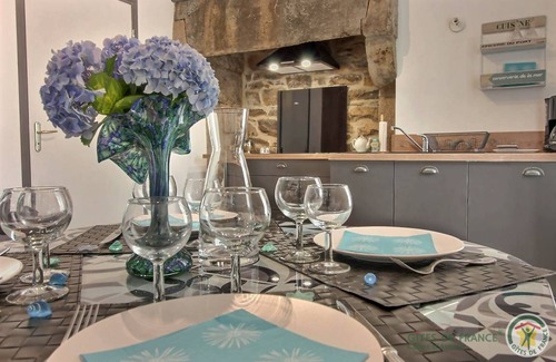 Saint-Michel-en-Greve House | 69 m² Gîte ∙ 2 bedrooms ∙ 4 guests