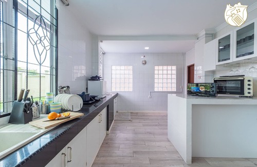 Ampang Villa | 6BR Ampang Pool Villa 26P with Garden