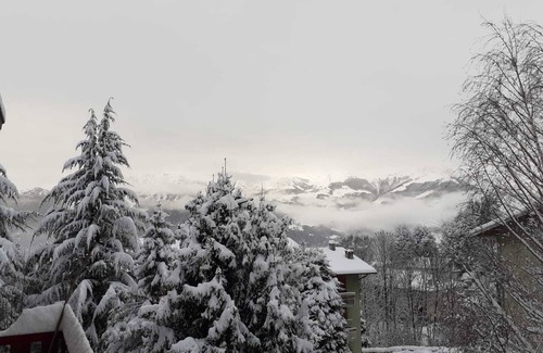 Cassina Valsassina Apartment | 6guests-skiing-mountainviews-fireplace-freeparking