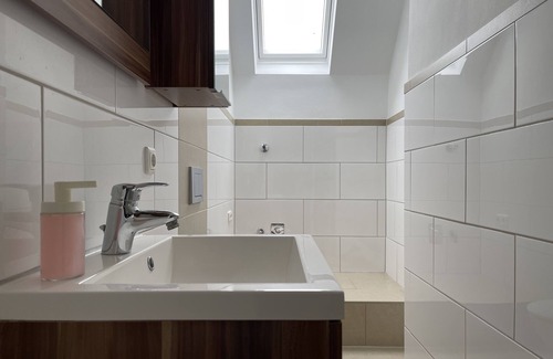 Osnabrueck Apartment | 7-bed Apartment for fitters I home2share