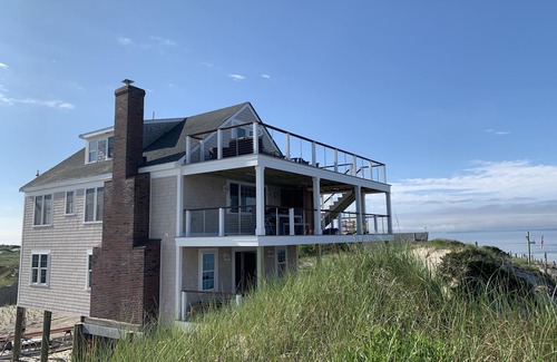 Duxbury House | 7 Bed - Private Beach - Ocean Front w/Boat Moorings - Fully Remodeled