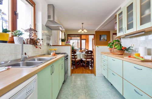 Jastrebarsko House | 7 bedroom accommodation in Jastrebarsko