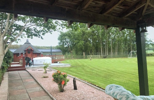 Alford Cottage | 7 bedroom accommodation in Alford, near Banchory