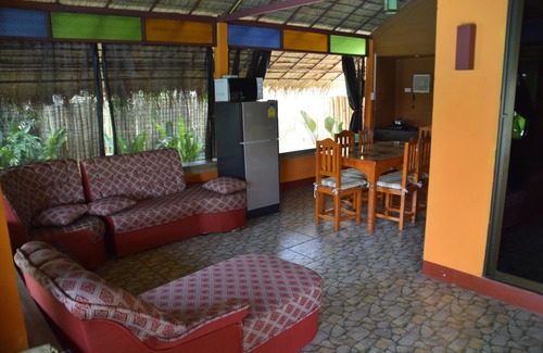 San Pu Loei House | #7 DIRECTLY BESIDE SALT WATER POOL - RELAXING, RESTORATIVE, QUIET