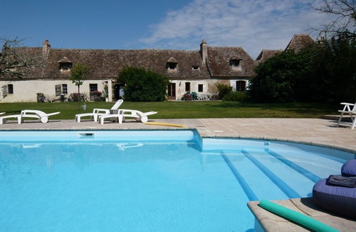 Boisse Cottage | 7 luxury gites for couples, no children. Peace, great views, large pool and spa.