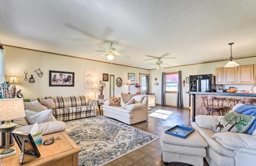 Morganton House | 7 Mi to Downtown Morganton Cabin with Fire Pit!