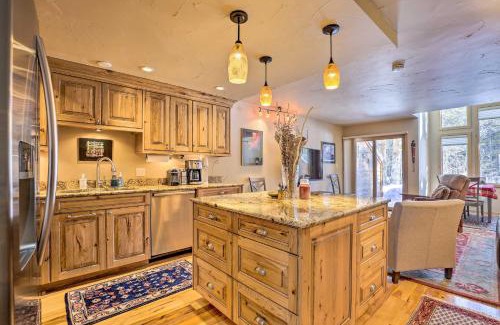 Bridgepoint House | 7 Mi to Ski Waterfront Townhome in Frisco!