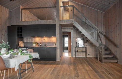 Møre og Romsdal Apartment | 7 Min to Fjord - Alpine Stay in Stranda