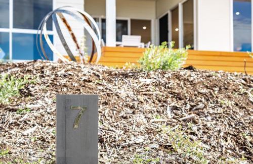 Encounter Bay House | 7 Passatt St, Encounter Bay