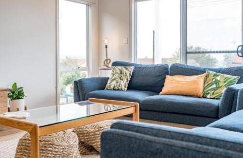 Encounter Bay House | 7 Passatt St, Encounter Bay