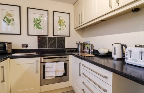 Ripley Cottage | 7 SCARAH BANK COTTAGES, pet friendly, with a garden in Ripley