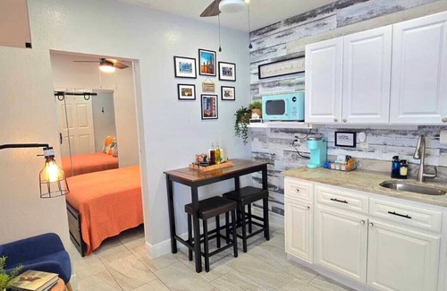 Carrollwood Apartment | #7 Tampa Little Gem.