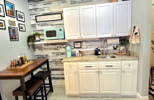 Carrollwood Apartment | #7 Tampa Little Gem.