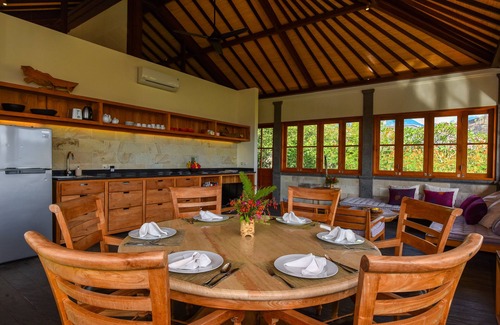 Pemuteran Villa | 70 Km far Views over The Barat National Park and volcanos on Java. Super diving