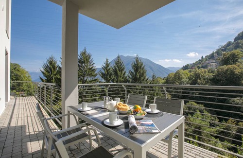 Argegno Apartment | 70 m² Apartment ∙ 2 bedrooms ∙ 6 guests