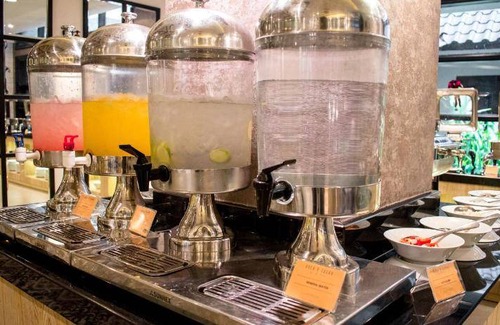 Jember Hotel | 70 m² Hotel ∙ 127 guests