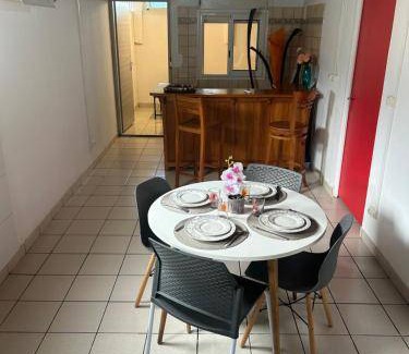 Bois d'Olives House | 70 m² House ∙ 2 bedrooms ∙ 5 guests