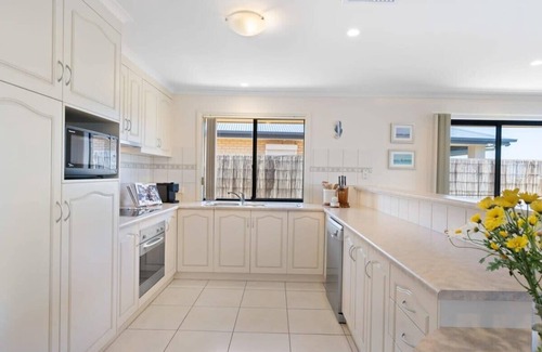 Nangkita House | 71 Blanche Pde Hindmarsh Island