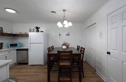 Cartersville House | 71 unit- B