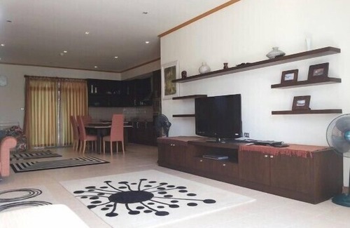 Hua Hin Apartment | #716-S9 Lagoon Condo 2BR/pool view