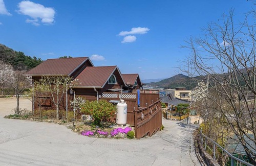 Sinbuk-myeon House | 73 m² Motel ∙ 6 guests