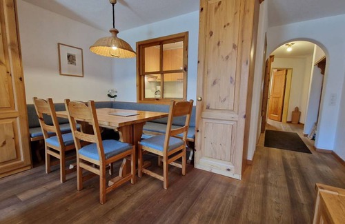 Silvaplana Apartment | 74 m² Apartment ∙ 1 bedroom ∙ 4 guests