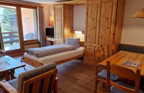 Silvaplana Apartment | 74 m² Apartment ∙ 1 bedroom ∙ 4 guests