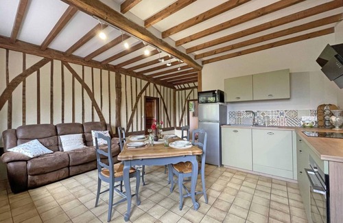 Mantilly Cottage | 75 m² Cabin ∙ 2 bedrooms ∙ 4 guests