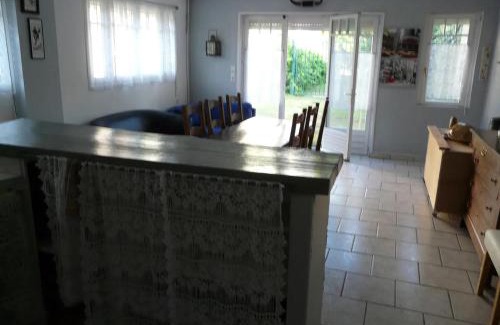 Noyon Apartment | 75 sqm Noyon; independant house