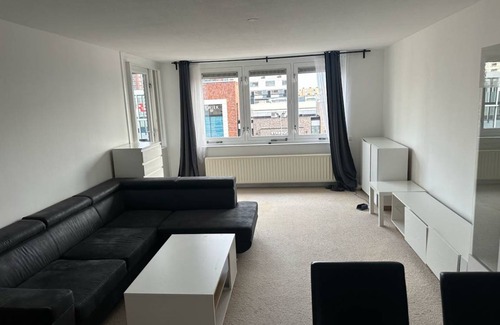 Municipality of Capelle aan den IJssel Apartment | 78 m² Apartment ∙ 2 bedrooms ∙ 3 guests