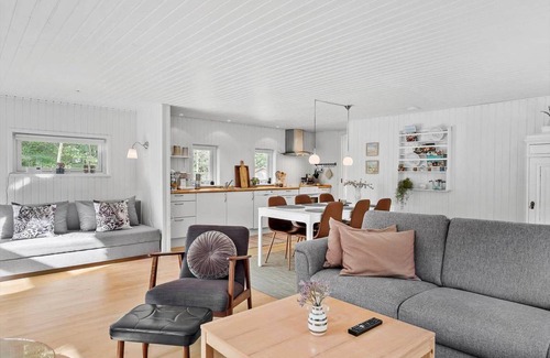 Helberskov Strand House | 78 m² House ∙ 2 bedrooms ∙ 4 guests