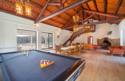 Belmonte Mezzagno House | 785 m² House ∙ 8 bedrooms ∙ 19 guests